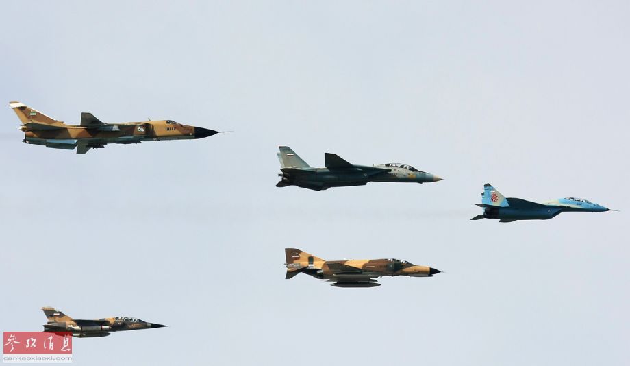 苏-24战斗轰炸机图片,历史、性能与战略价值,苏-24战斗轰炸机,图片、历史、性能及战略价值全解析