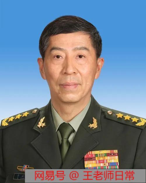 致敬英雄,2023年现役上将徐粉的卓越贡献与崇高精神,致敬英雄!徐粉上将2023年的卓越贡献与崇高精神光辉典范