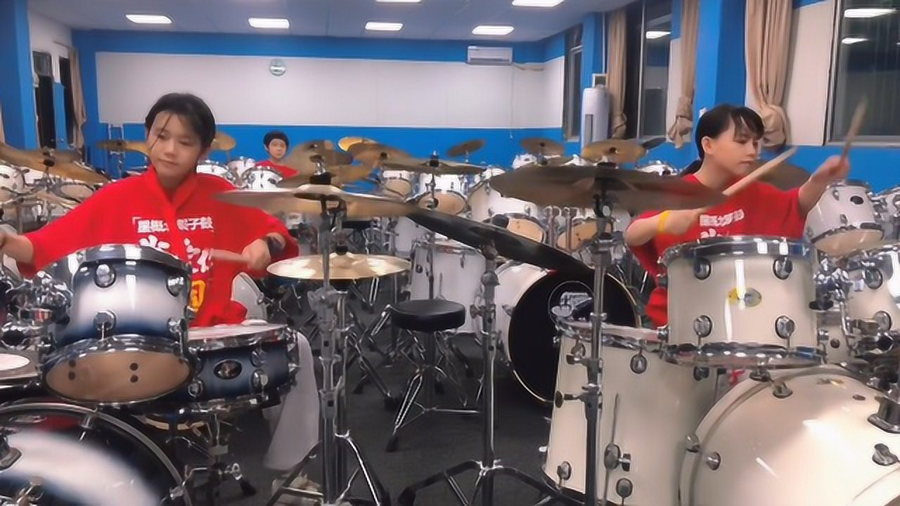 架子鼓与中国人民志愿军军歌,鼓声中的历史回响,架子鼓与军歌,鼓声中的历史共鸣