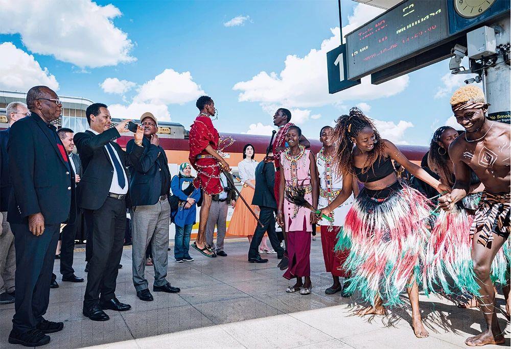 王中王神算子四肖必选一,揭秘预测背后的神秘力量,揭秘王中王神算子四肖必选一的神秘预测力量