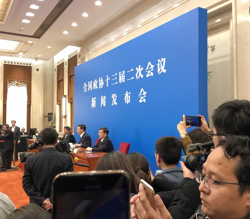 全国两会首场新闻发布会,聚焦热点,共商国是,全国两会首场新闻发布会聚焦热点,共商国是发展大计