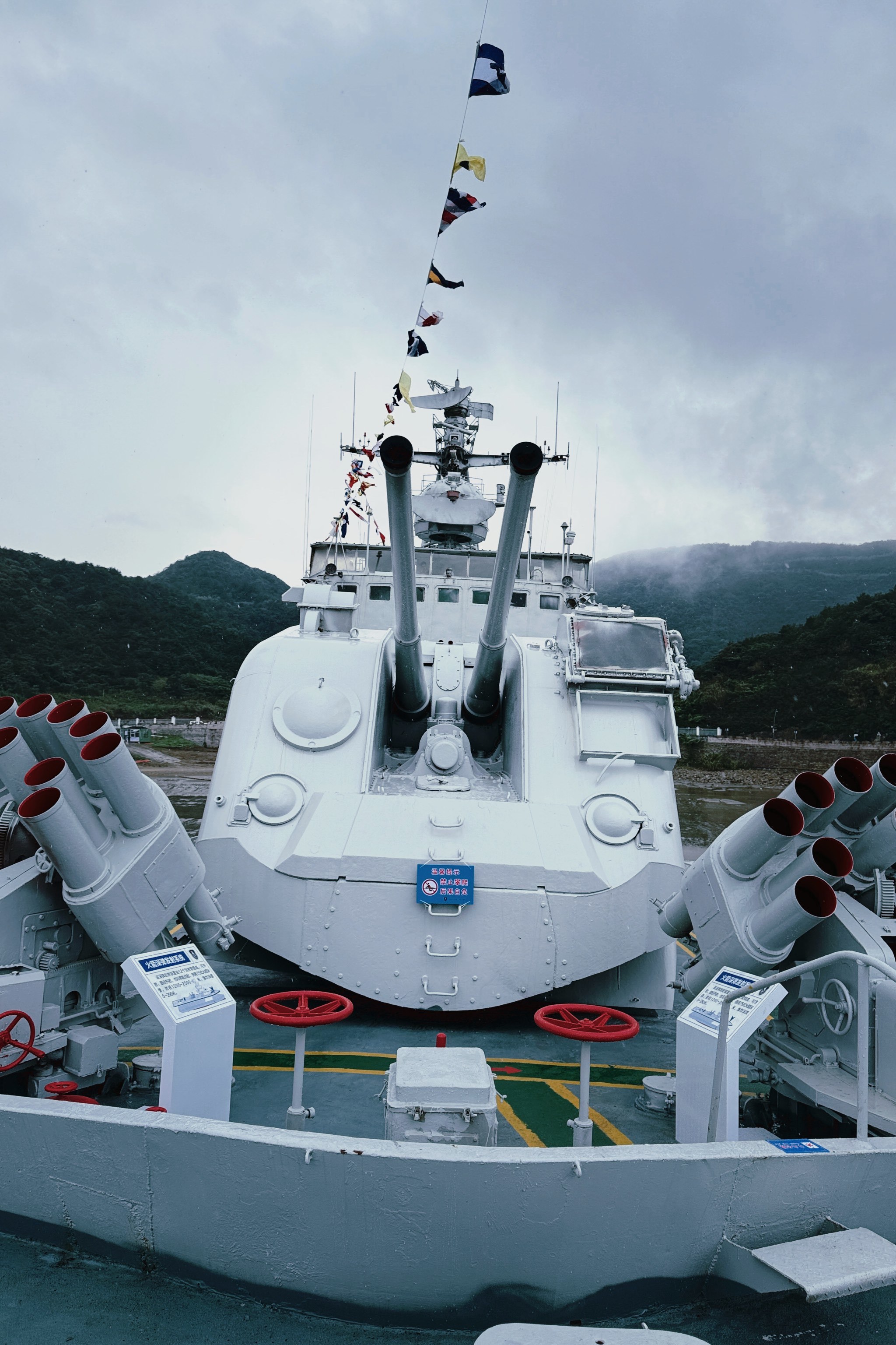 探索之旅，访问中国海军的骄傲——南京舰（舷号，131），探访中国海军骄傲，南京舰（舷号，131）探索之旅