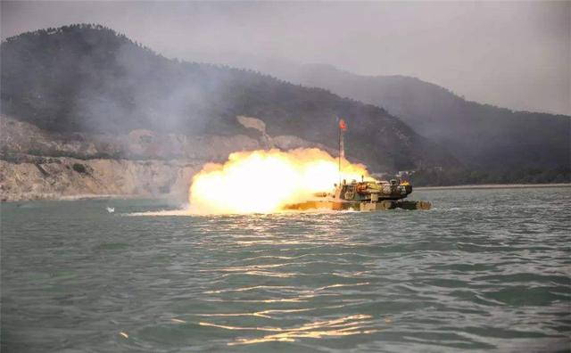 解放军突现台湾周边,展示捍卫国家主权与领土完整的坚定决心,解放军在台湾周边展示捍卫国家主权与领土完整的坚定决心