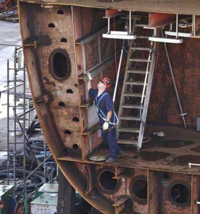 福特级航母的逆天之处,技术革新与全球影响力,福特级航母的逆天之处,技术革新引领全球影响力