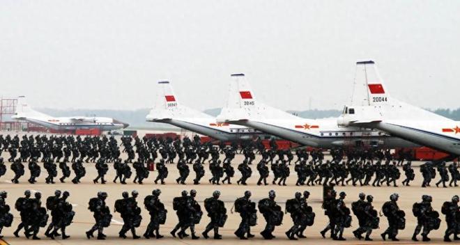 军改之后部队的建制,新态势下的军队架构与战斗力提升,军改后部队新态势,架构重塑与战斗力飞跃提升