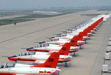 中国空军基地的布局与选址,战略要地的航空力量展现,中国空军基地布局与选址揭秘,战略要地的航空力量展示