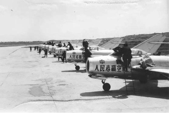 中国人民解放军空军成立年份及其历史沿革,中国人民解放军空军成立年份及历史沿革概览