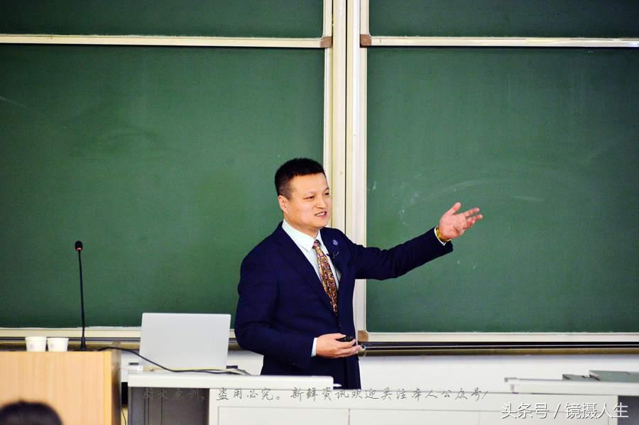 国防部发言人杨宇军答记者问视频,展现坚定立场与透明军事外交,国防部发言人杨宇军展现坚定立场与透明军事外交,答记者问视频公开亮相