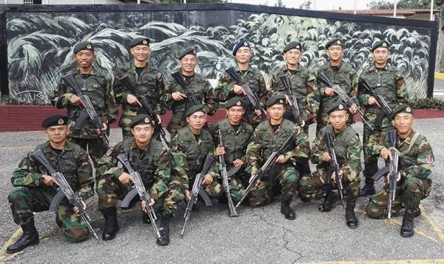 猎人学校成功毕业的中国人,荣耀与奋斗的故事,猎人学校成功毕业的中国人,荣耀与奋斗之路