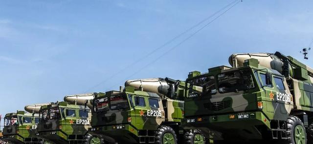 火箭军与二炮的区别,战略力量的转型与升级,火箭军与二炮差异揭秘,战略力量转型与升级之路