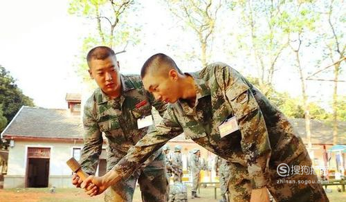 新兵训练，塑造精英之路，新兵训练，精英之路的锻造之旅