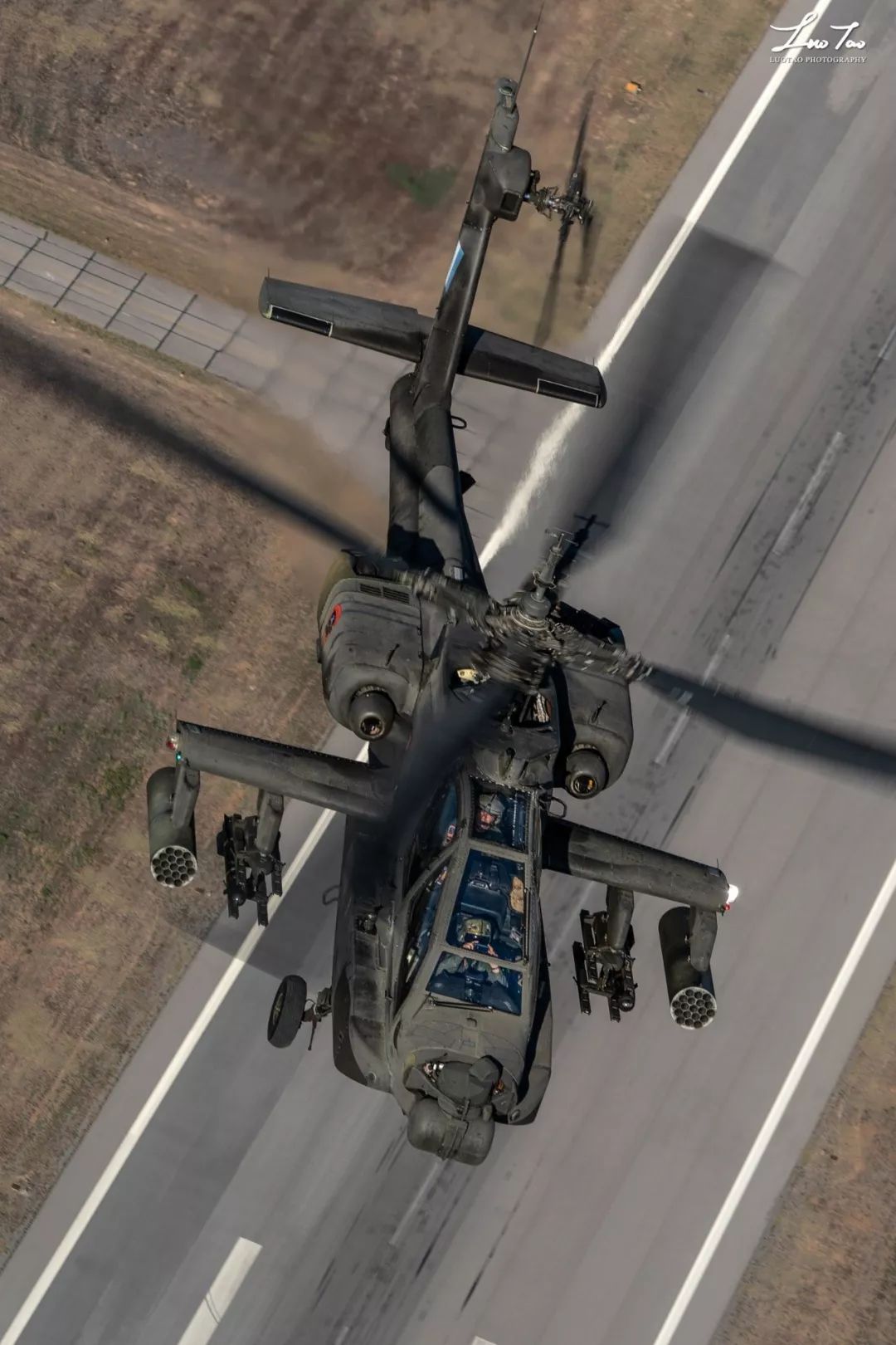 阿帕奇武装直升机，速度与力量的完美结合，阿帕奇武装直升机，速度与力量的巅峰之作