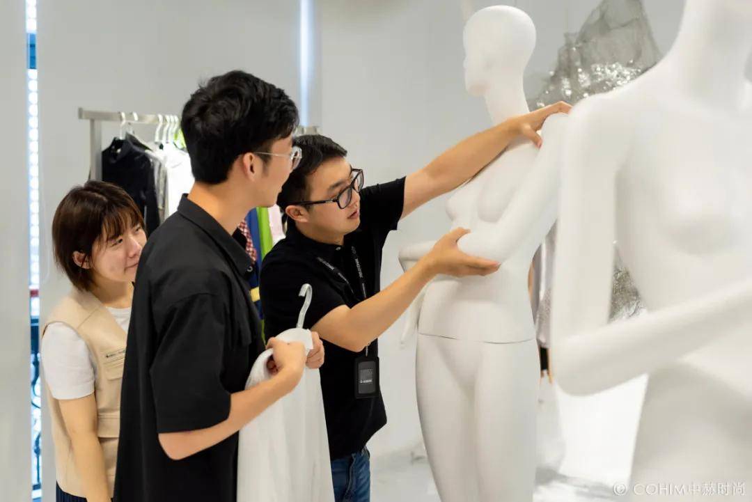 新澳门必中心水六肖,探索与预测,澳门必中心水六肖,探索与预测揭秘