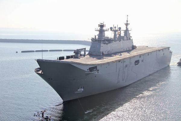 澳大利亚堪培拉级两栖攻击舰,现代海战的先锋力量,澳大利亚堪培拉级两栖攻击舰,现代海战先锋力量