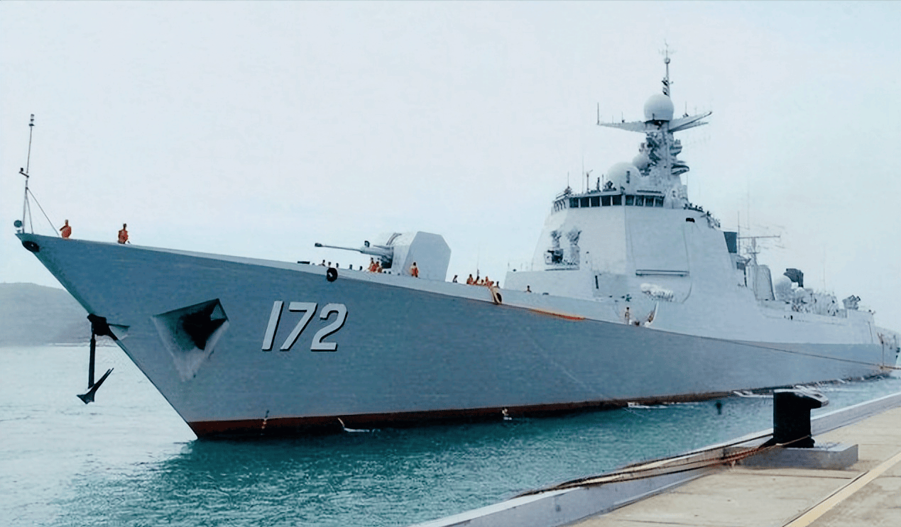 探究052D型驱逐舰不改变双机库的原因,揭秘,为何052D型驱逐舰坚持不改变双机库设计?