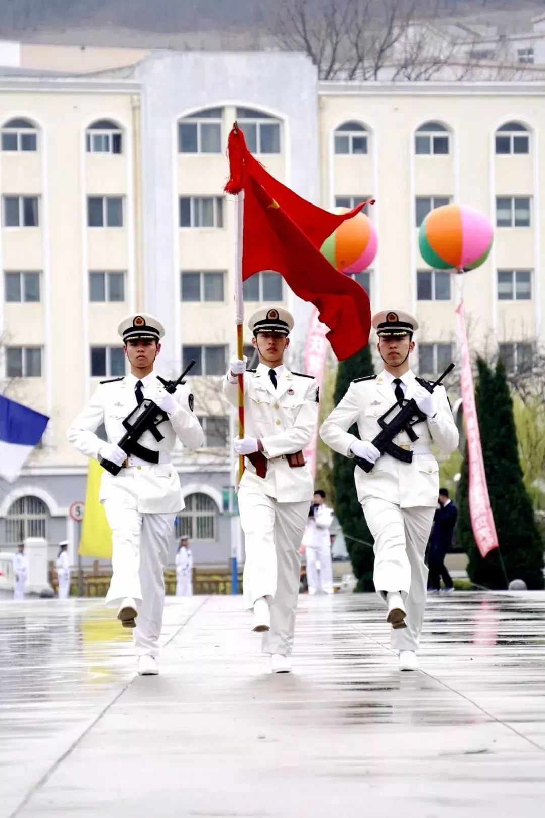 大连舰艇学院阅兵方阵,展现海军力量的荣耀瞬间,大连舰艇学院阅兵方阵,海军力量的荣耀瞬间展示