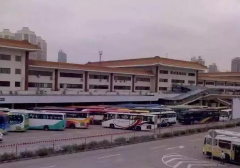 皇岗口岸到石岗军营,一段历史与地理的交织,皇岗口岸至石岗军营,历史与地理的交融之旅