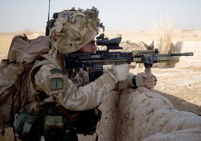 L85A2突击步枪,现代战场上的利刃,L85A2突击步枪,现代战场的利刃之选