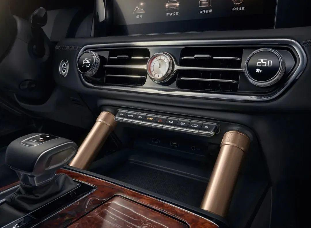 红旗C801,展现新时代的科技魅力,红旗C801,科技魅力展现新时代风采