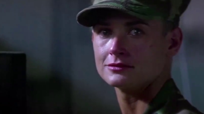 魔鬼女大兵3,超越界限的英勇传奇,魔鬼女大兵3,英勇传奇的界限超越之路