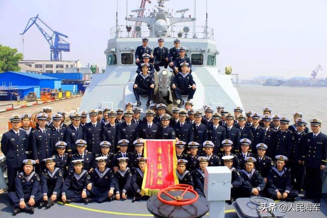 泉州舰的吨位与实力解析,泉州舰的吨位与实力深度解析