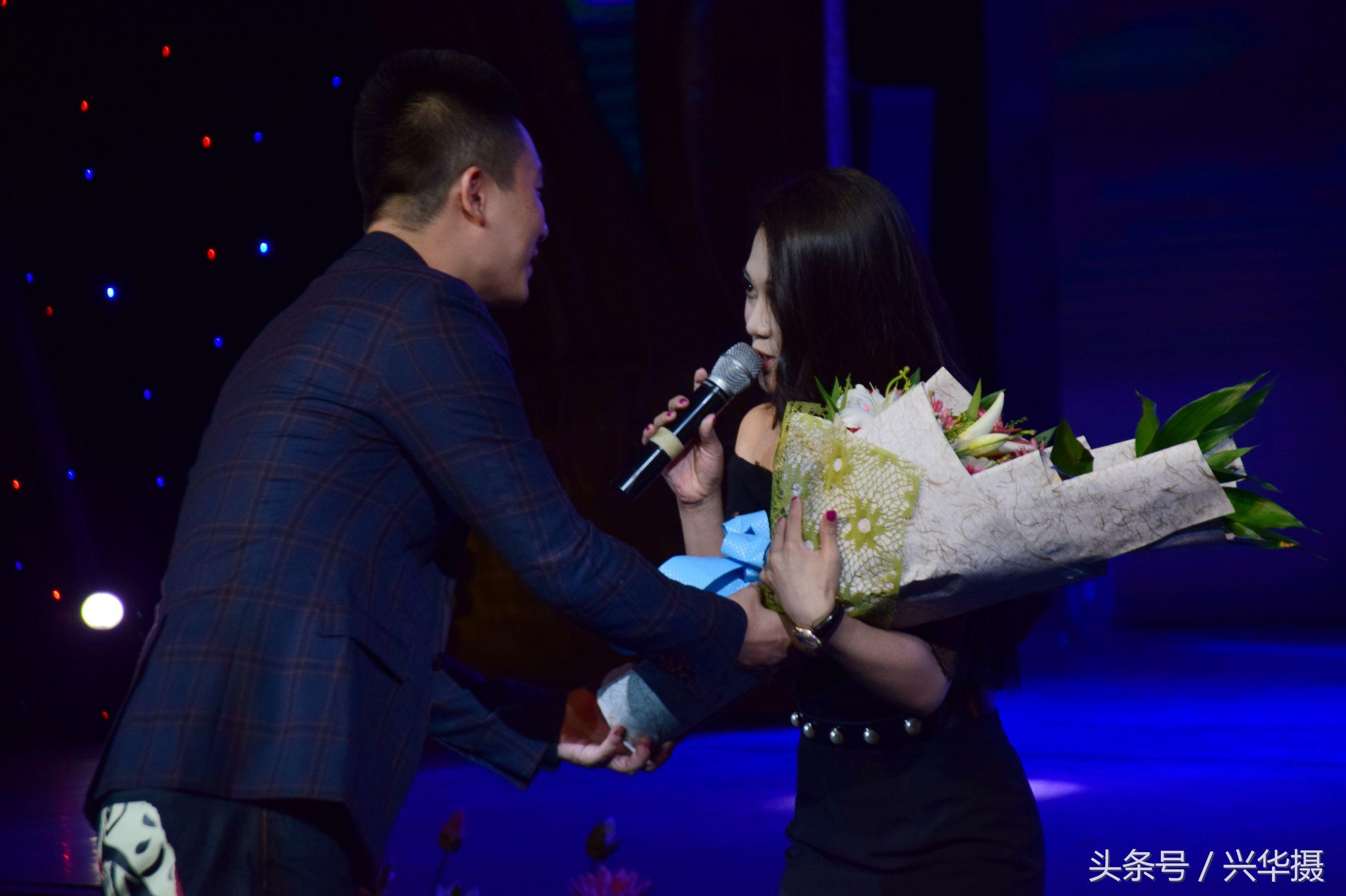 今日头条新闻电话号码，连接新闻与你的桥梁，今日头条新闻热线，连接新闻与您的桥梁