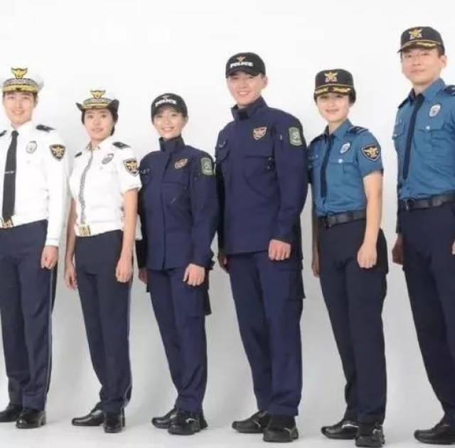 试点新式警服,重塑形象与功能性的双重考量,试点新式警服,重塑形象与功能性的双重考量之路