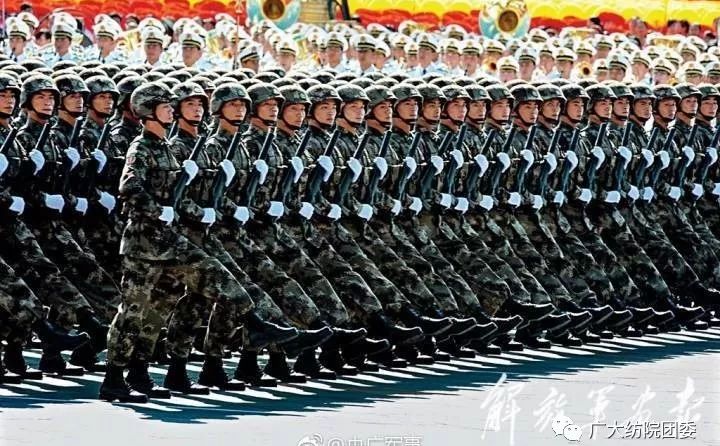 震撼心灵，铭记历史——观2017年大阅兵有感，观大阅兵有感，震撼心灵，铭记历史的力量