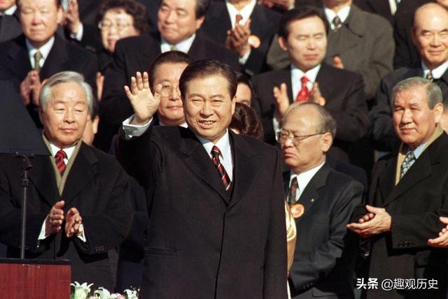 韩国唯一得善终的总统，李明博的传奇人生与执政智慧，李明博，韩国唯一得善终的总统——传奇人生与执政智慧探索