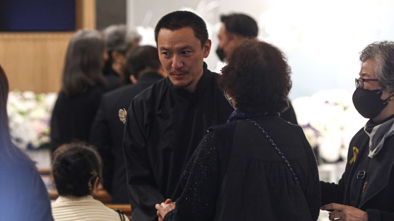 张震去世，缅怀一位伟大的时代先锋，缅怀张震，伟大的时代先锋逝世