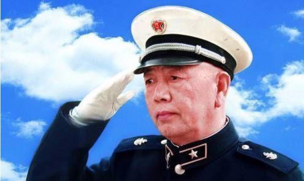 海军司令员张连忠,铁血丹心的海军领航者,海军司令员张连忠,铁血丹心的领航者