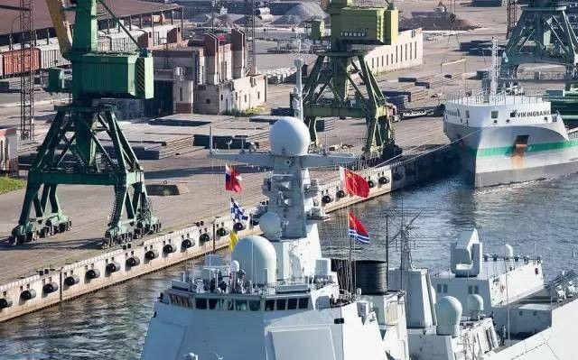 探索中国海军的先锋力量，052C型驱逐舰的柴燃交替动力系统，中国海军先锋力量探索，052C型驱逐舰的柴燃交替动力系统揭秘
