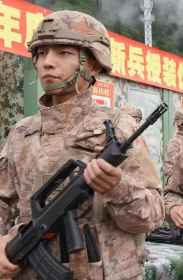 星空迷彩单兵装备,现代战争的独特标志,星空迷彩单兵装备,现代战争的独特标志概述