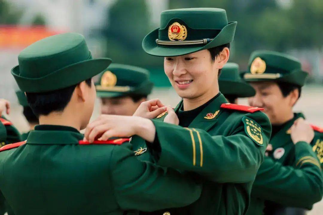 解放军列兵，荣耀与使命的象征，解放军列兵，荣耀与使命的标志性称谓