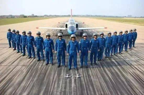 中国空军招飞网上报名入口,探索飞行梦想的起点,中国空军招飞网上报名入口,启航飞行梦想之门