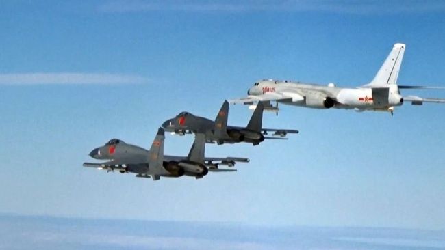 中美战机在台海交锋,深度解读与前景分析,中美战机交锋台海,深度解读与未来前景分析