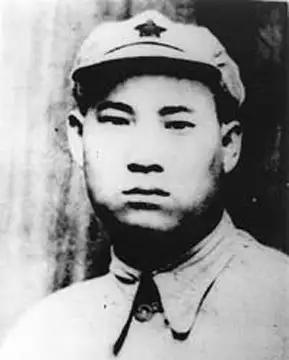 八一勋章获得者退休后的待遇,荣誉与尊重的象征,八一勋章获得者退休后荣誉与待遇,尊重与赞誉的象征