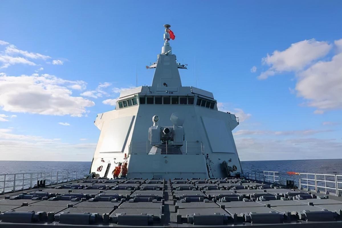 昆明舰队,钢铁之翼,守护边疆的坚定力量,昆明舰队,钢铁之翼,边疆守护的坚定力量