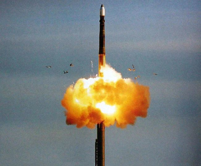 白杨M的速度,探索速度与力量的完美融合,探索速度与力量的完美融合,白杨M的速度揭秘