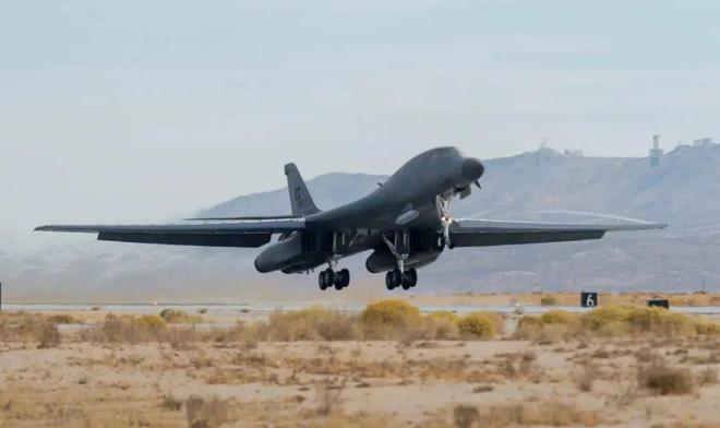 揭秘2021年空军编制，蓝天之上的钢铁卫士，揭秘2021年空军编制，蓝天之上的钢铁卫士守护国家安全