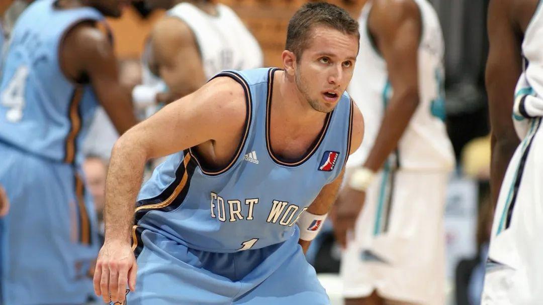 歼8战斗机退役,时代变迁与技术更新的必然选择,歼8战斗机退役,时代变迁与技术更新的必然趋势