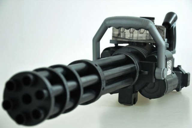 加特林转轮机枪，战争机器中的霸主，加特林转轮机枪，战争中的霸主级武器