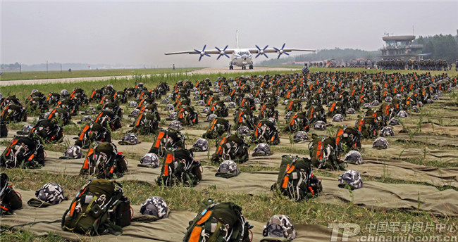 揭秘空降军第十五军四十五师所在地——探寻神秘军营的历程，揭秘神秘军营，探访空降军第十五军四十五师所在地