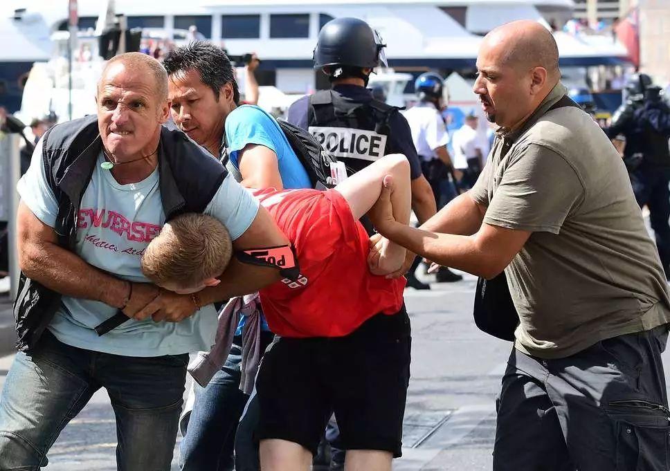 英国被俄罗斯轰炸,历史与现实的复杂纠葛,英国遭俄罗斯轰炸,历史与现实的交织纠葛