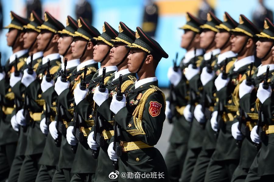 三军仪仗队最新图片,展现荣耀与力量,三军仪仗队风采展示,荣耀与力量的瞬间图片纪实