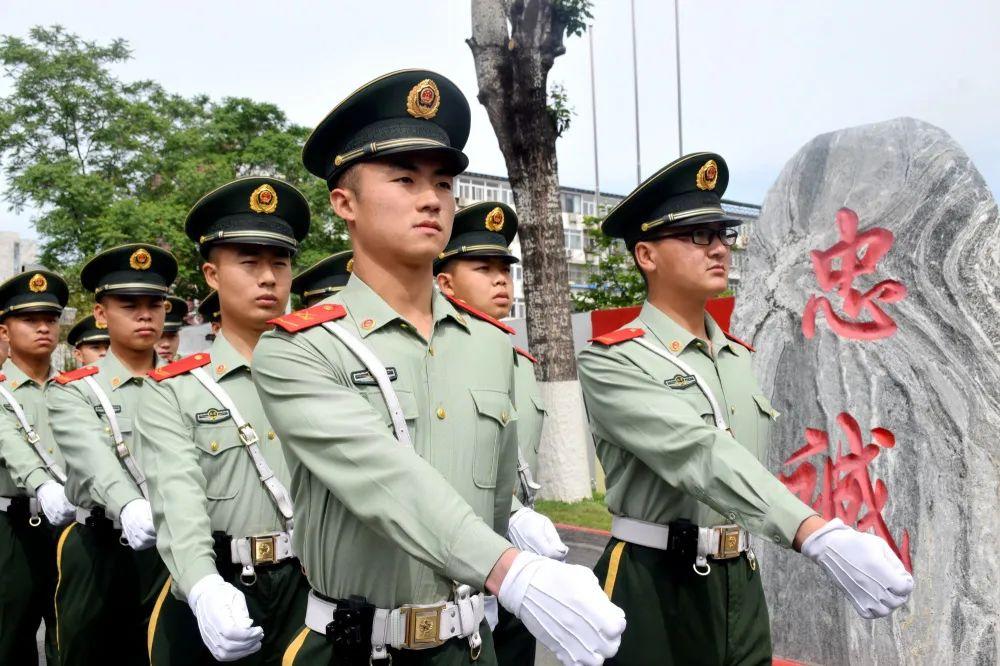 武警新兵图片,青春热血铸军魂,武警新兵图片,青春热血铸就军魂风采