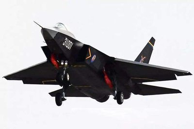 歼-20的优缺点分析,歼-20战机优缺点深度解析