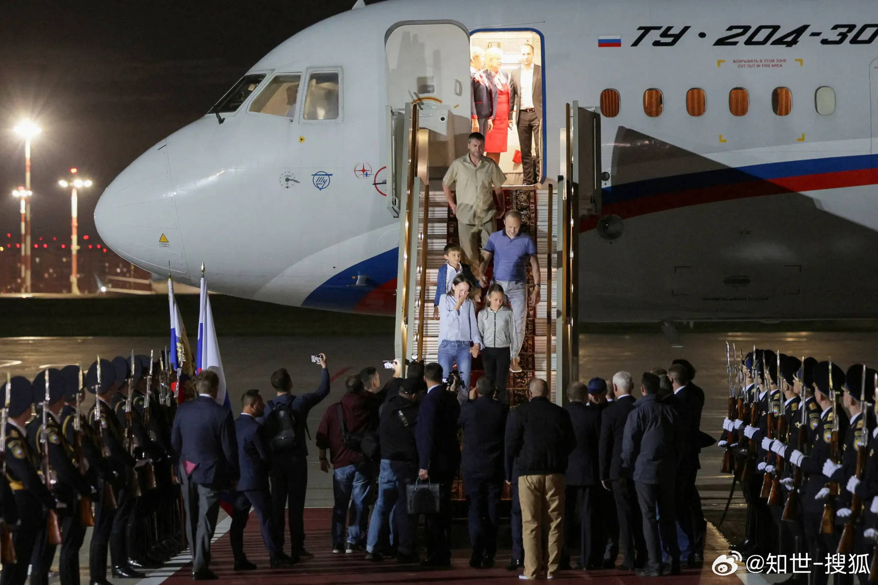 普京专机抵达叙利亚,俄叙两国关系的深化与战略考量,普京专机抵达叙利亚,俄叙两国关系深化与战略考量新进展