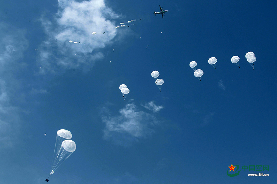 空降部队,现代战争中的奇兵,现代战争中的奇兵,空降部队的力量与战术解析