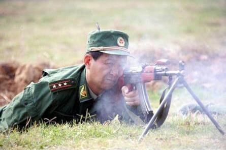 丁晓兵晋升仪式,荣耀与责任的象征,丁晓兵晋升仪式,荣耀与责任的交汇